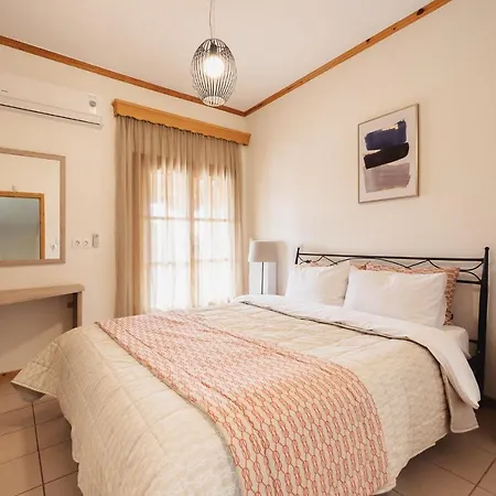 Kalisun Pool House By Georgalas Konukevi Nea Kallikrateia