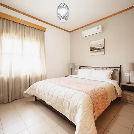 Kalisun Pool House By Georgalas Konukevi Nea Kallikrateia