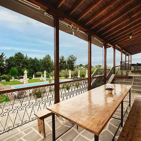 Kalisun Pool House By Georgalas بيت ضيافة 4*