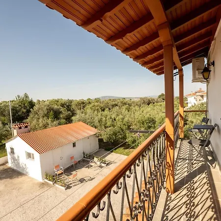 Kalisun Pool House By Georgalas Nea Kallikrateia